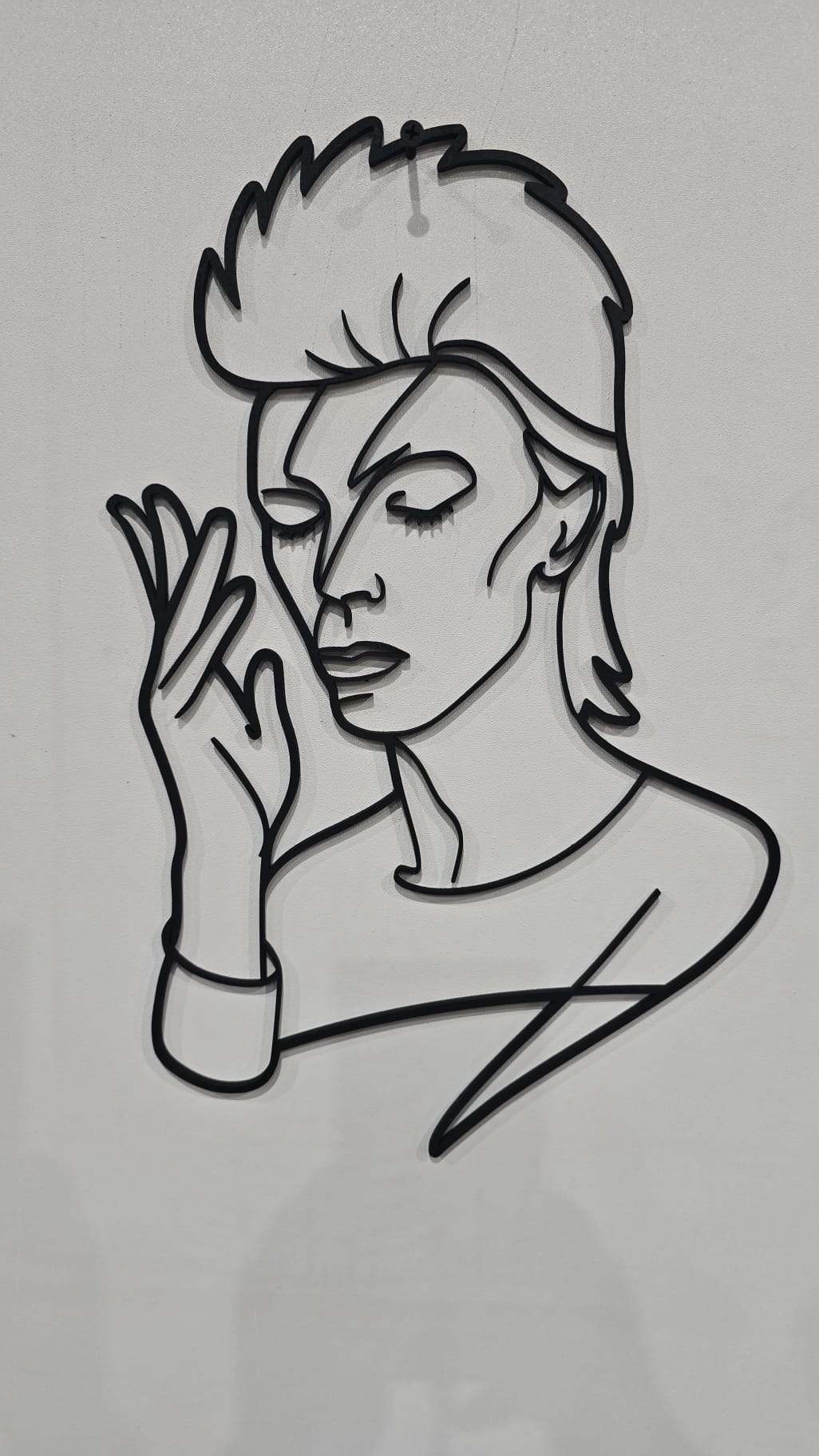 David Bowie  in linea continua inciso su Legno