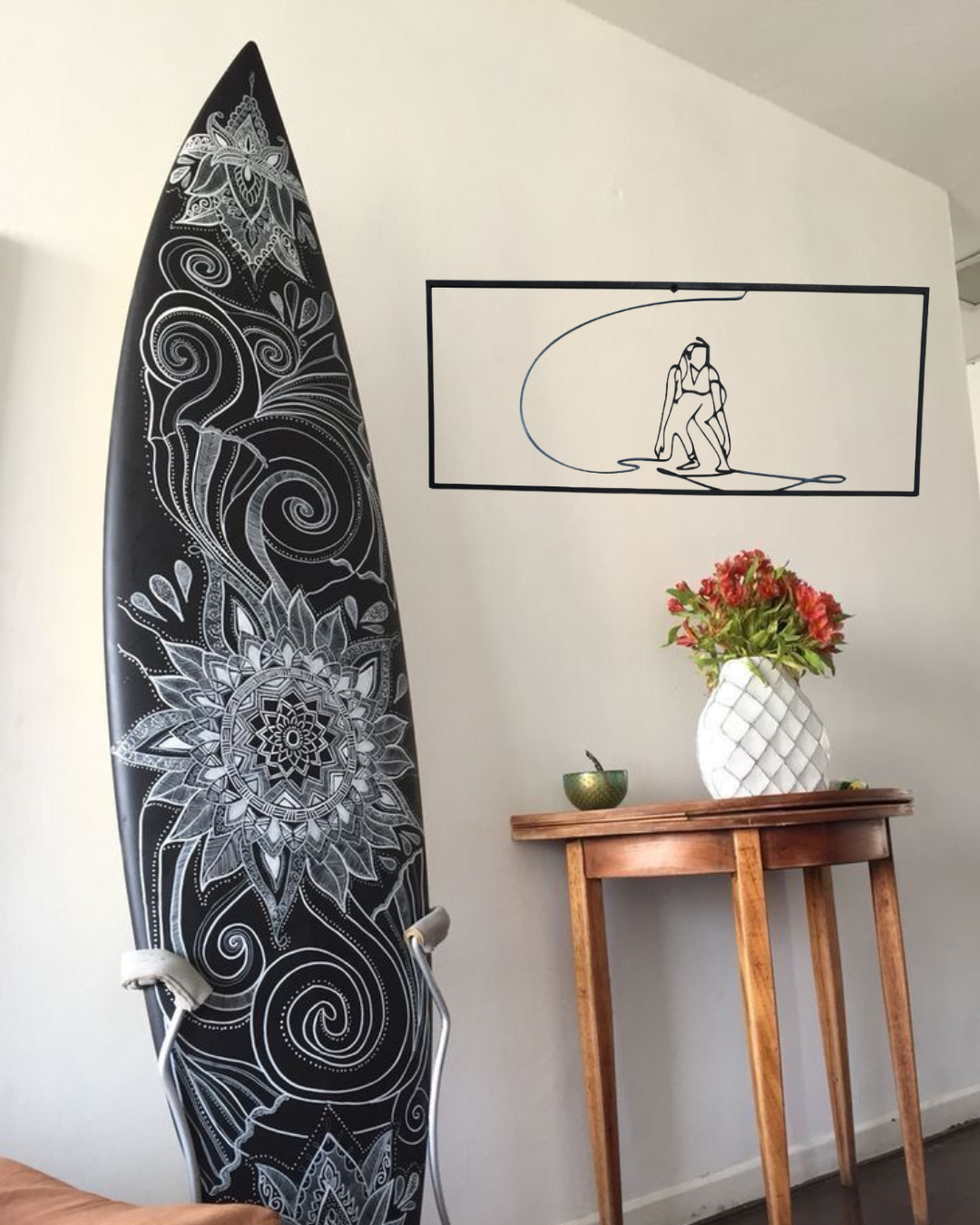 Surfista – Incisione su Legno Linea Continua