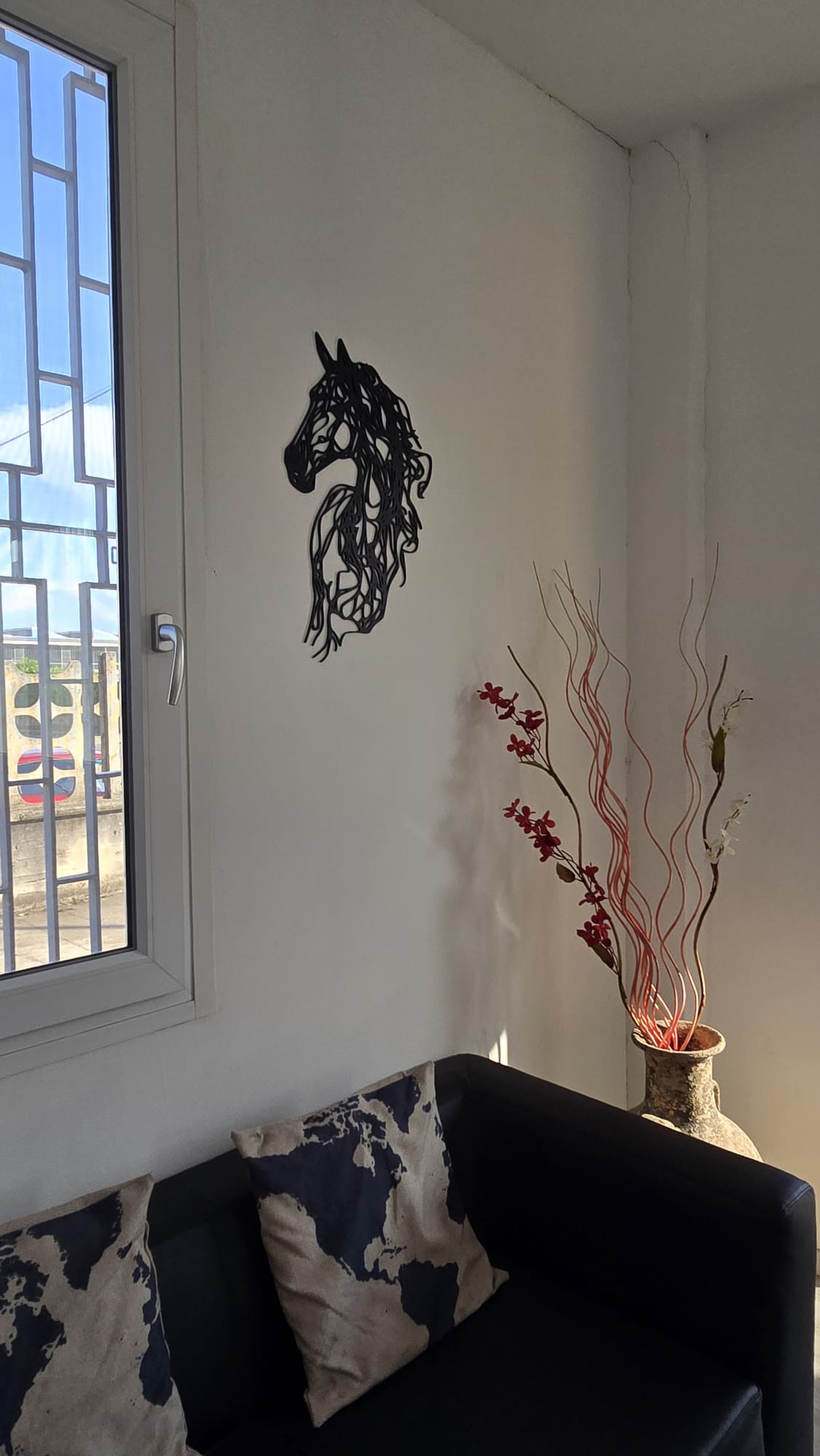 Cavallo Arabo stilizzato in legno inciso a laser
