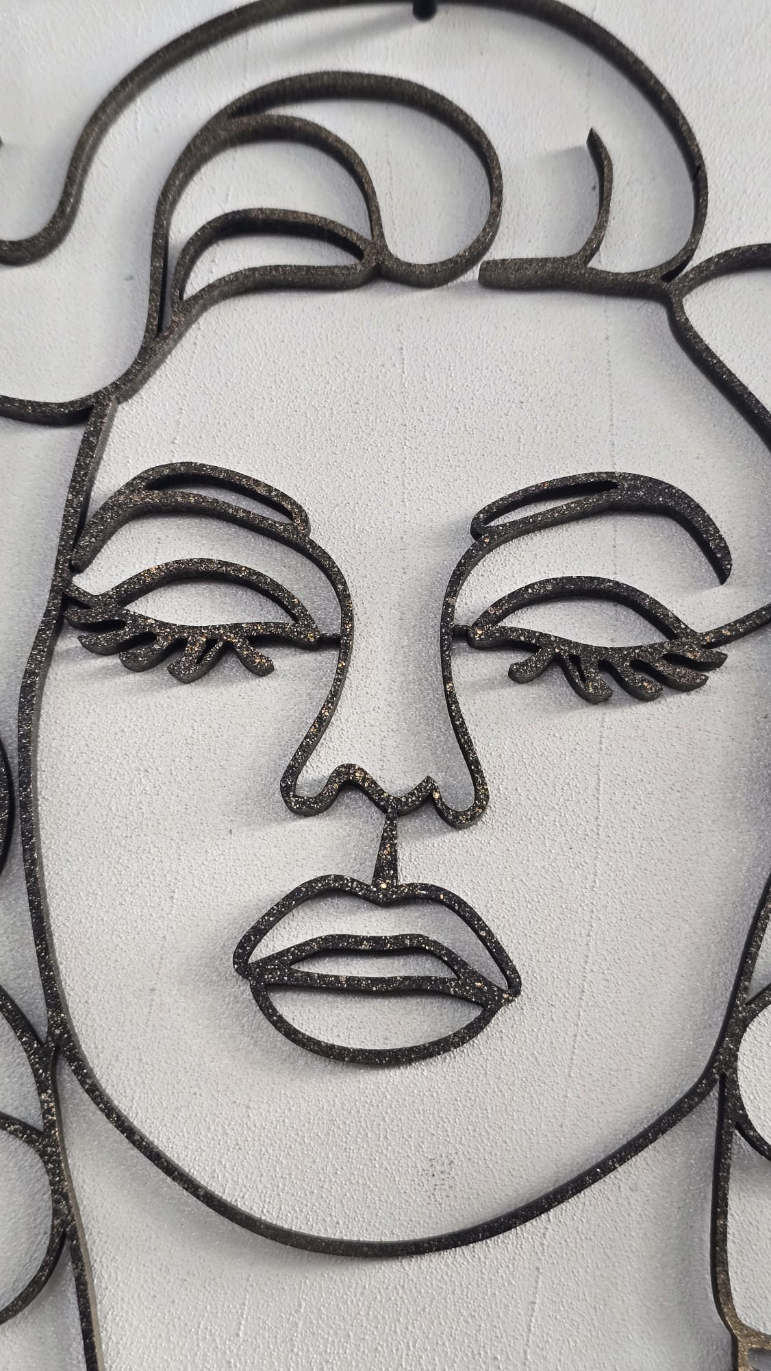 Marilyn Monroe  in linea continua