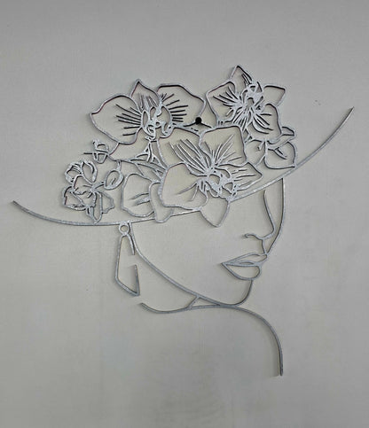 Profilo di donna con Cappello di Orchidee