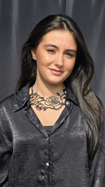 Collana Rose e Spine – Vera Pelle Incisa a Laser