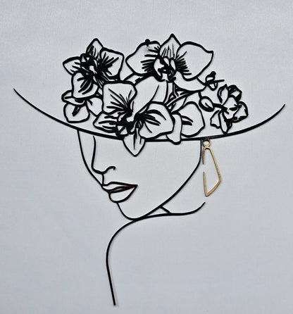 Profilo di donna con Cappello di Orchidee
