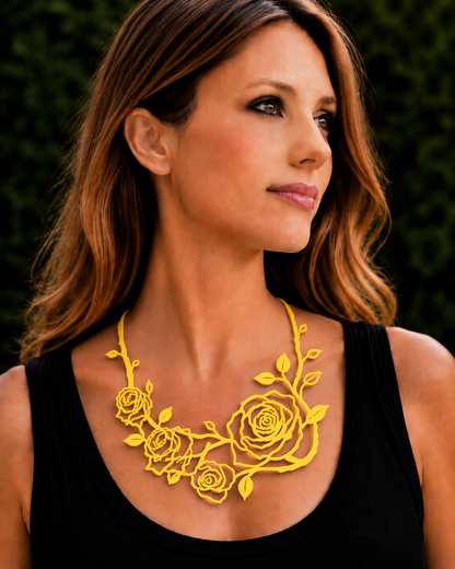 Collana Rose e Spine – Vera Pelle Incisa a Laser