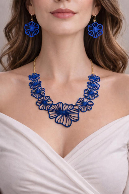 Collana e Orecchini in Vera Pelle – Design Floreale Elegante Originale